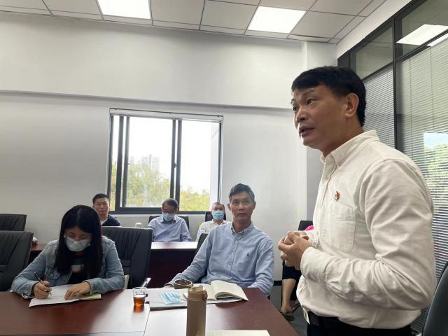 图2:陈一端书记上课2 图2:陈一端书记上课2